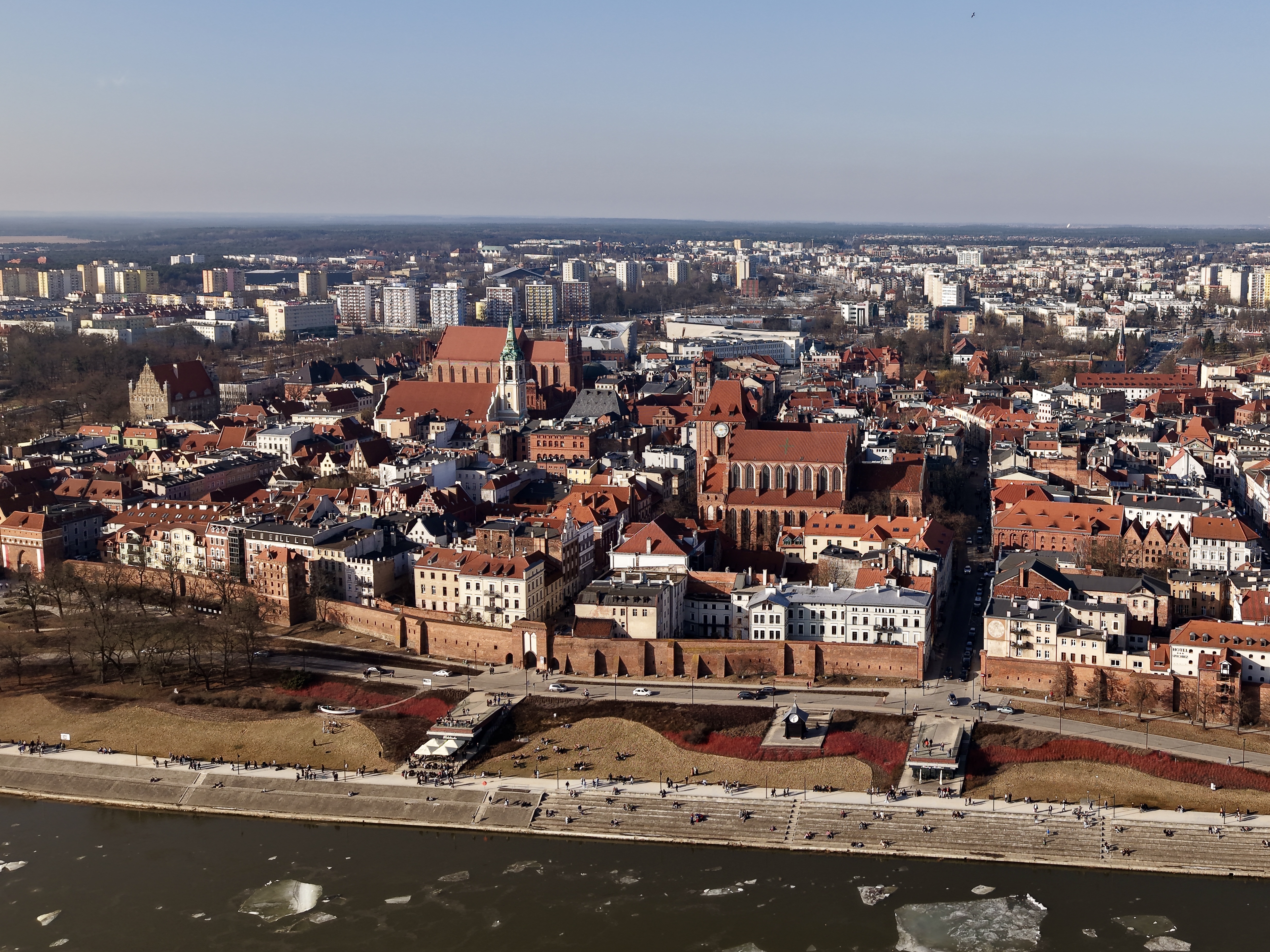 Latanie dronem Toruń